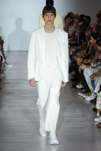 Fotoservizio/SS 2024/MEN/SFILATA/NEIL BARRETT/DP2/3