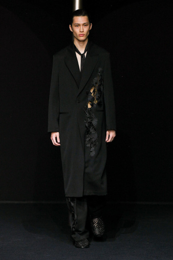 Fotoservizio/SS 2024/MEN/SFILATA/EMPORIO ARMANI/DP2/0