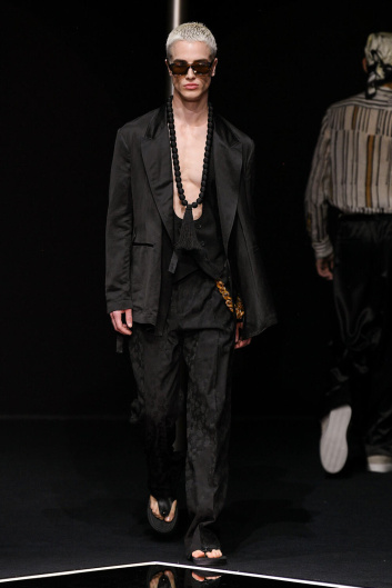 Fotoservizio/SS 2024/MEN/SFILATA/EMPORIO ARMANI/DP2/3