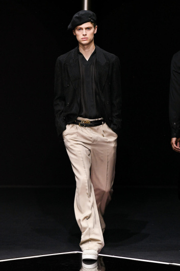 Fotoservizio/SS 2024/MEN/SFILATA/EMPORIO ARMANI/DP2/4
