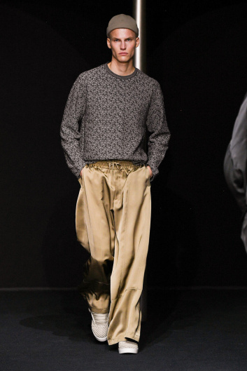 Fotoservizio/SS 2024/MEN/SFILATA/EMPORIO ARMANI/DP2/18