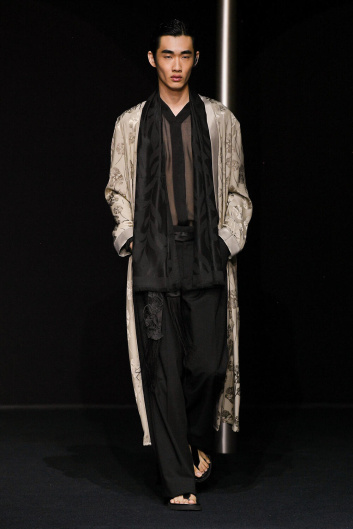 Fotoservizio/SS 2024/MEN/SFILATA/EMPORIO ARMANI/DP2/5