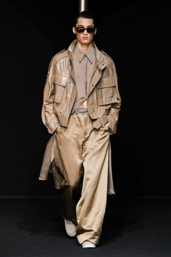 Fotoservizio/SS 2024/MEN/SFILATA/EMPORIO ARMANI/DP2/3