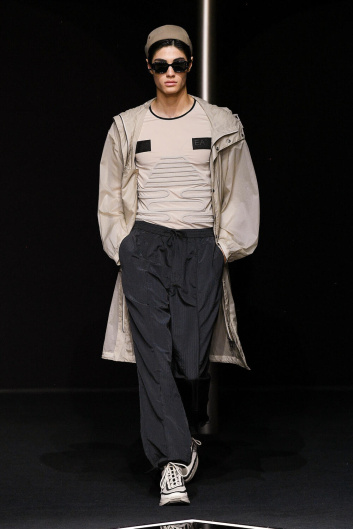 Fotoservizio/SS 2024/MEN/SFILATA/EMPORIO ARMANI/DP2/6