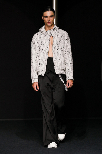 Fotoservizio/SS 2024/MEN/SFILATA/EMPORIO ARMANI/DP2/7