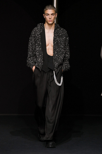 Fotoservizio/SS 2024/MEN/SFILATA/EMPORIO ARMANI/DP2/8