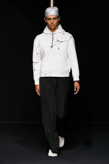 Fotoservizio/SS 2024/MEN/SFILATA/EMPORIO ARMANI/DP2/10