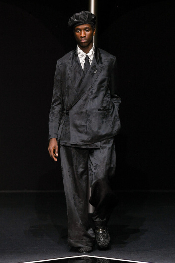 Fotoservizio/SS 2024/MEN/SFILATA/EMPORIO ARMANI/DP2/11