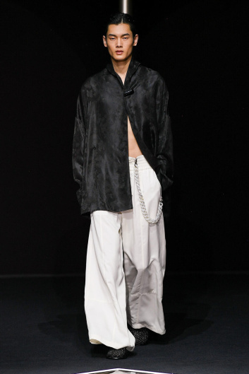 Fotoservizio/SS 2024/MEN/SFILATA/EMPORIO ARMANI/DP2/5