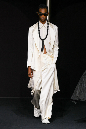 Fotoservizio/SS 2024/MEN/SFILATA/EMPORIO ARMANI/DP2/5