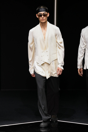 Fotoservizio/SS 2024/MEN/SFILATA/EMPORIO ARMANI/DP2/6