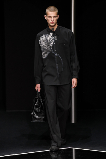 Fotoservizio/SS 2024/MEN/SFILATA/EMPORIO ARMANI/DP2/11