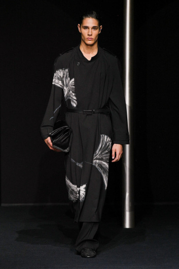 Fotoservizio/SS 2024/MEN/SFILATA/EMPORIO ARMANI/DP2/12