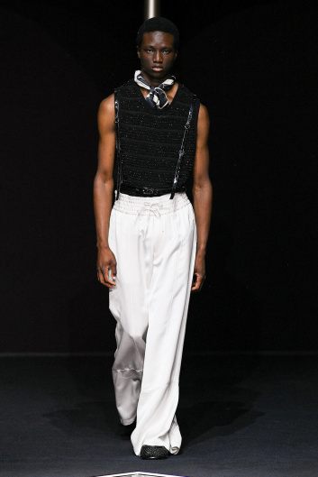 Fotoservizio/SS 2024/MEN/SFILATA/EMPORIO ARMANI/DP2/9