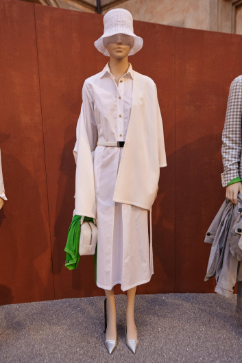 Fotoservizio/SS 2024/MEN/SFILATA/KITON/DP2/6