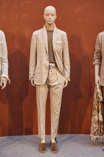 Fotoservizio/SS 2024/MEN/SFILATA/KITON/DP2/30
