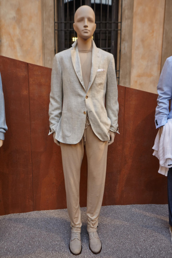 Fotoservizio/SS 2024/MEN/SFILATA/KITON/DP2/40