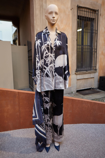 Fotoservizio/SS 2024/MEN/SFILATA/KITON/DP2/44