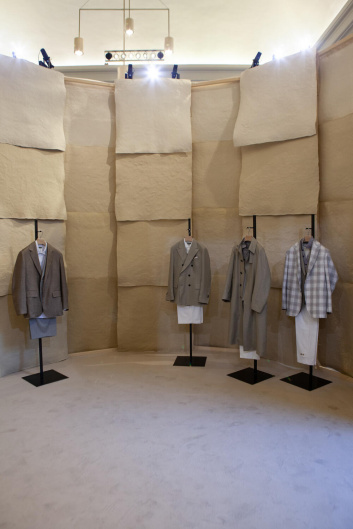Fotoservizio/SS 2024/MEN/PRESENTAZIONE/CORNELIANI/DP2/0