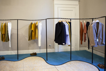 Fotoservizio/SS 2024/MEN/PRESENTAZIONE/CORNELIANI/DP2/1