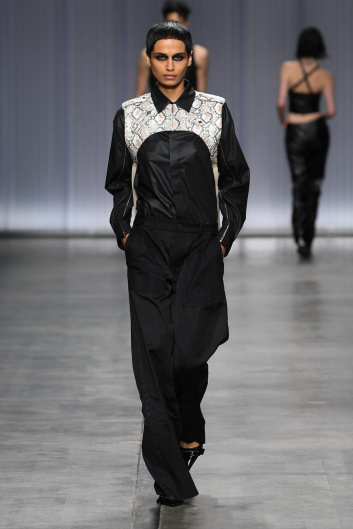 Fotoservizio/SS 2024/WOMEN/SFILATA/ICEBERG/DP2/3