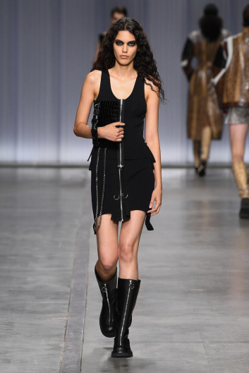 Fotoservizio/SS 2024/WOMEN/SFILATA/ICEBERG/DP2/36