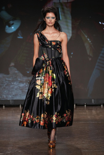 Fotoservizio/SS 2024/WOMEN/SFILATA/ANTONIO MARRAS/DP2/18