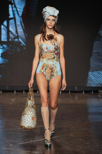Fotoservizio/SS 2024/WOMEN/SFILATA/ANTONIO MARRAS/DP2/20