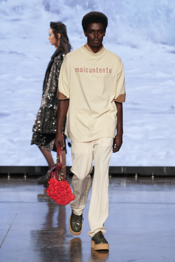 Fotoservizio/SS 2024/WOMEN/SFILATA/ANTONIO MARRAS/DP2/2