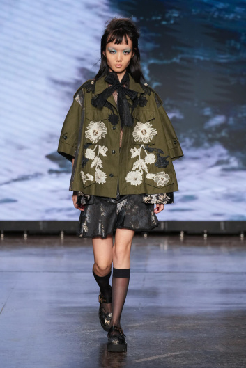 Fotoservizio/SS 2024/WOMEN/SFILATA/ANTONIO MARRAS/DP2/7