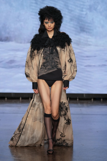 Fotoservizio/SS 2024/WOMEN/SFILATA/ANTONIO MARRAS/DP2/18