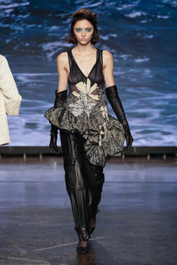 Fotoservizio/SS 2024/WOMEN/SFILATA/ANTONIO MARRAS/DP2/16