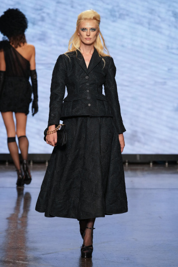 Fotoservizio/SS 2024/WOMEN/SFILATA/ANTONIO MARRAS/DP2/28