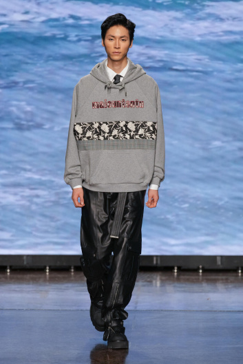 Fotoservizio/SS 2024/WOMEN/SFILATA/ANTONIO MARRAS/DP2/26