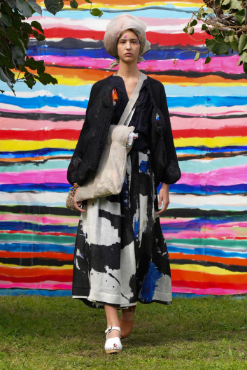Fotoservizio/SS 2024/WOMEN/SFILATA/DANIELA GREGIS/DP2/11