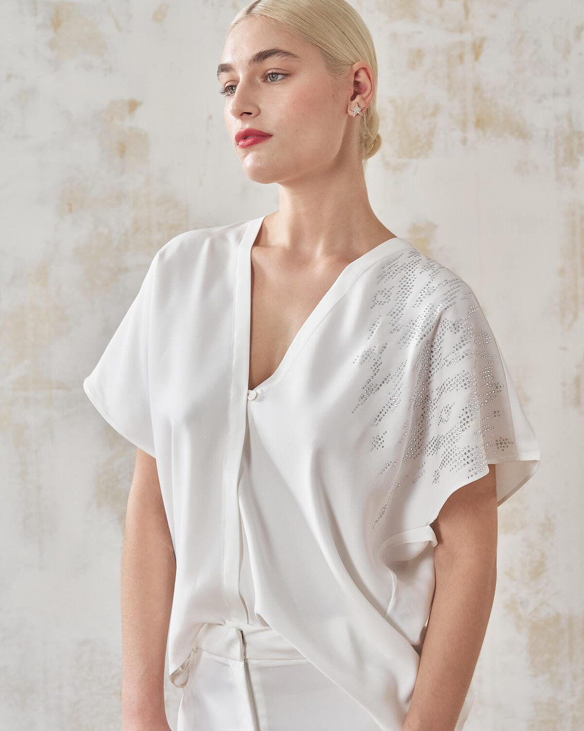 Fotoservizio/SS 2024/WOMEN/PRESENTAZIONE/SIMONETTA RAVIZZA/DP2/4