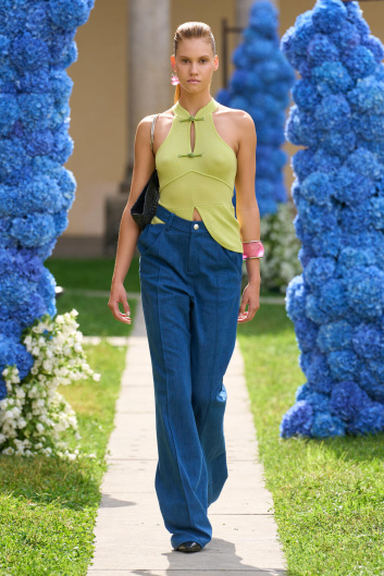 Fotoservizio/SS 2024/WOMEN/PRESENTAZIONE/SARAWONG/DP2/11
