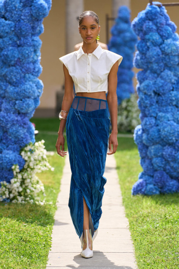 Fotoservizio/SS 2024/WOMEN/PRESENTAZIONE/SARAWONG/DP2/12