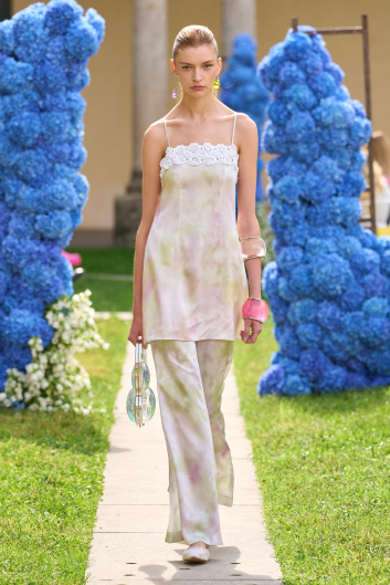 Fotoservizio/SS 2024/WOMEN/PRESENTAZIONE/SARAWONG/DP2/20
