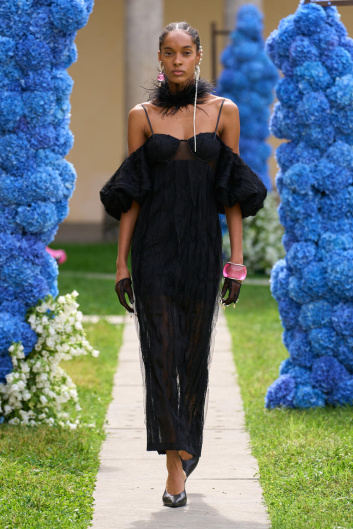 Fotoservizio/SS 2024/WOMEN/PRESENTAZIONE/SARAWONG/DP2/24