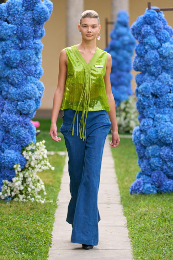 Fotoservizio/SS 2024/WOMEN/PRESENTAZIONE/SARAWONG/DP2/16