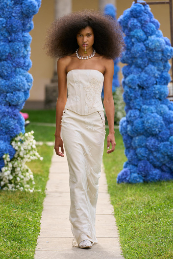 Fotoservizio/SS 2024/WOMEN/PRESENTAZIONE/SARAWONG/DP2/26