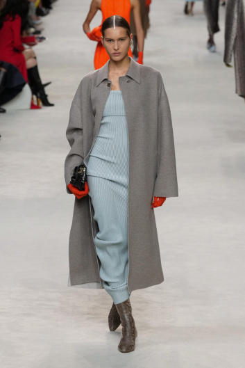 Fotoservizio/SS 2024/WOMEN/SFILATA/FENDI/DP2/18