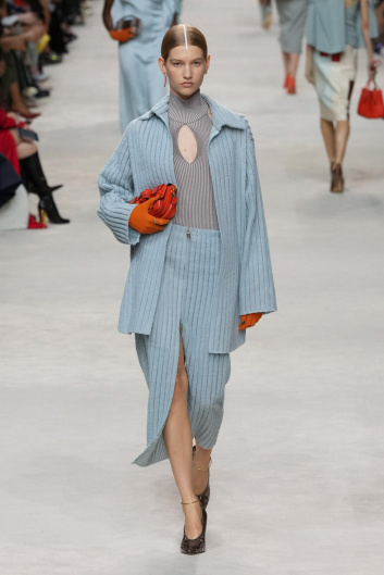 Fotoservizio/SS 2024/WOMEN/SFILATA/FENDI/DP2/12