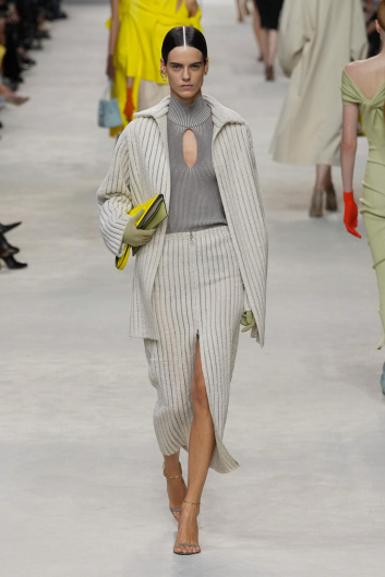Fotoservizio/SS 2024/WOMEN/SFILATA/FENDI/DP2/35