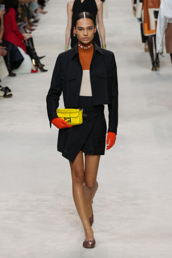 Fotoservizio/SS 2024/WOMEN/SFILATA/FENDI/DP2/30