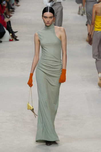 Fotoservizio/SS 2024/WOMEN/SFILATA/FENDI/DP2/46