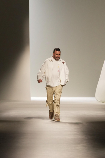 Fotoservizio/SS 2024/WOMEN/SFILATA/FENDI/DP2/51
