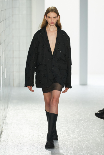 Fotoservizio/SS 2024/WOMEN/SFILATA/ONITSUKA TIGER/DP2/21