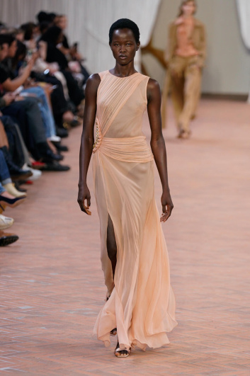 Fotoservizio/SS 2024/WOMEN/SFILATA/ALBERTA FERRETTI/DP2/38